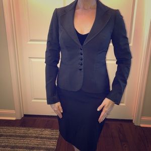 Brown/Gray business suit